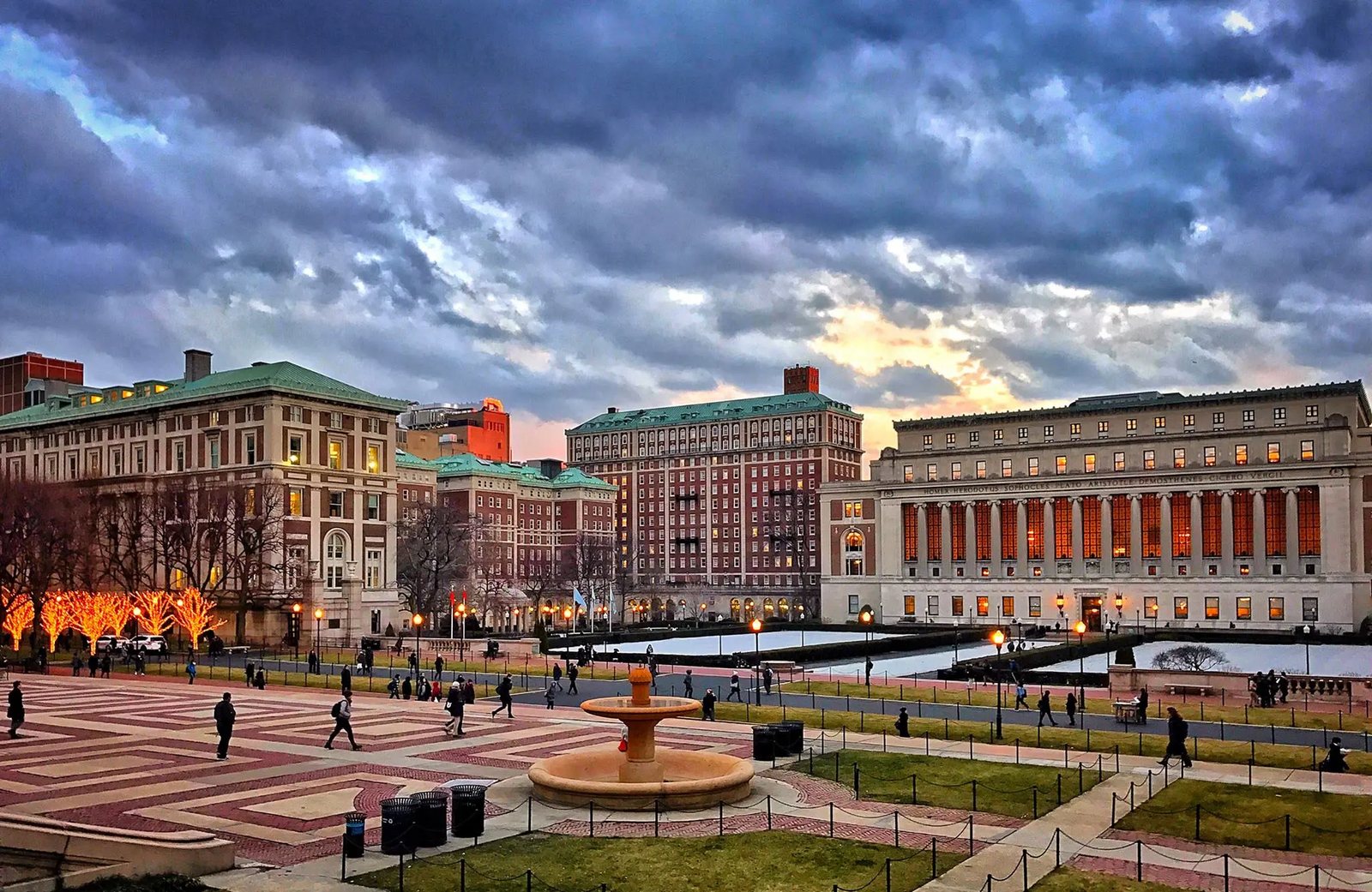 Butler Library y el campus de Columbia University al atardecer